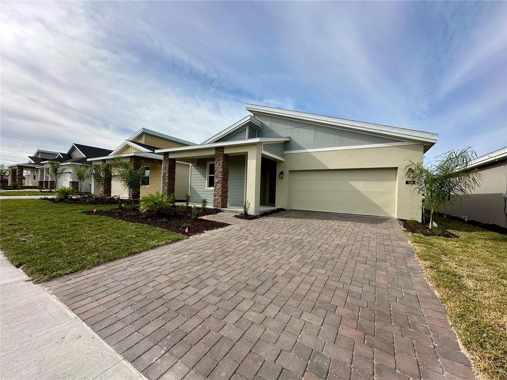 166 ACES HIGH LANE, Davenport, FL 33896