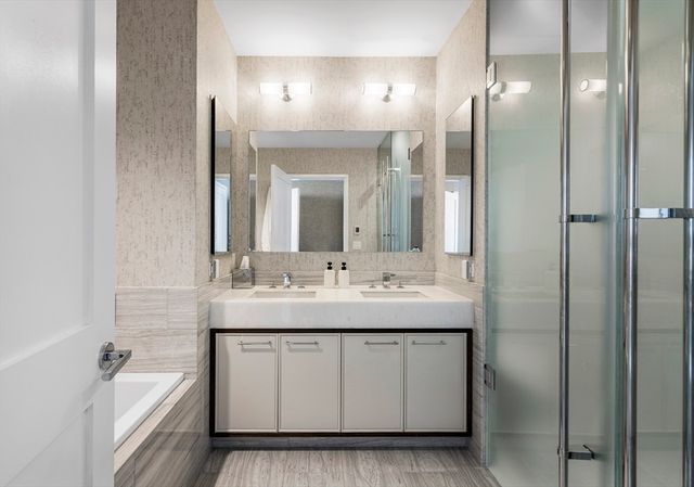 1 Dalton St 3404, Boston, MA 02115