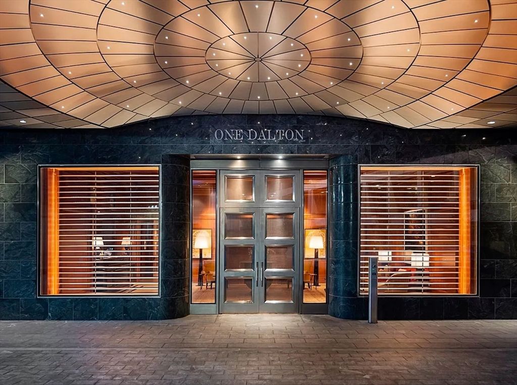 1 Dalton St 3404, Boston, MA 02115