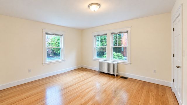 39 Greycliff 1, Boston, MA 02135