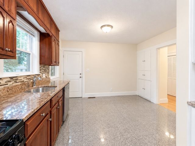 39 Greycliff 1, Boston, MA 02135