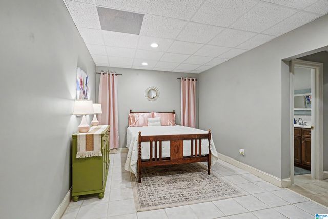 4104 ASHINGTON DRIVE, Birmingham, AL 35242