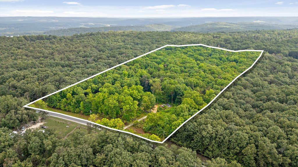 1232 Mountain Creek Road, Crossville, TN 38572