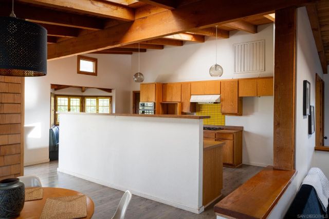 720 W Montecito Way, San Diego, CA 92103