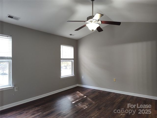 467 Doughton Lane, Charlotte, NC 28217