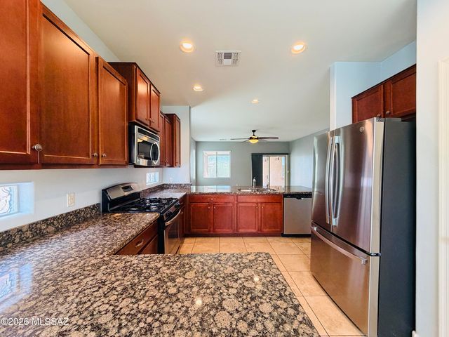 9859 N Crook Lane, Tucson, AZ 85742
