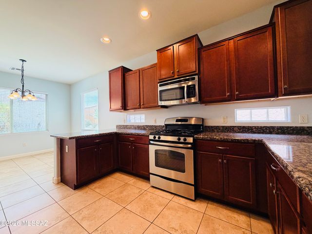 9859 N Crook Lane, Tucson, AZ 85742