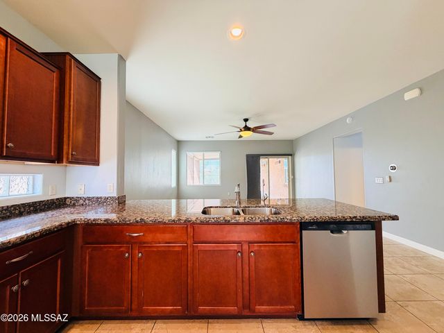 9859 N Crook Lane, Tucson, AZ 85742