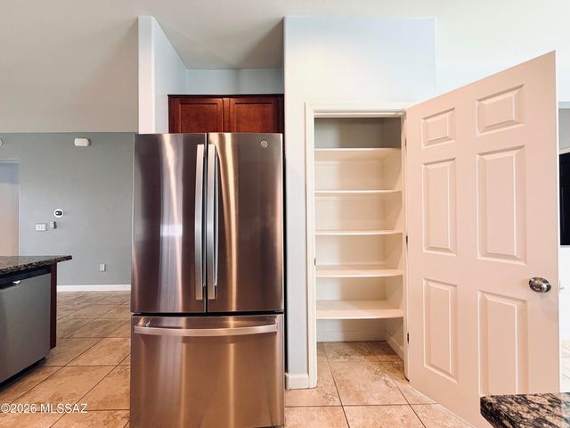 9859 N Crook Lane, Tucson, AZ 85742