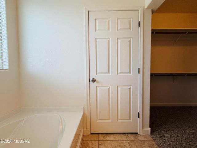 9859 N Crook Lane, Tucson, AZ 85742