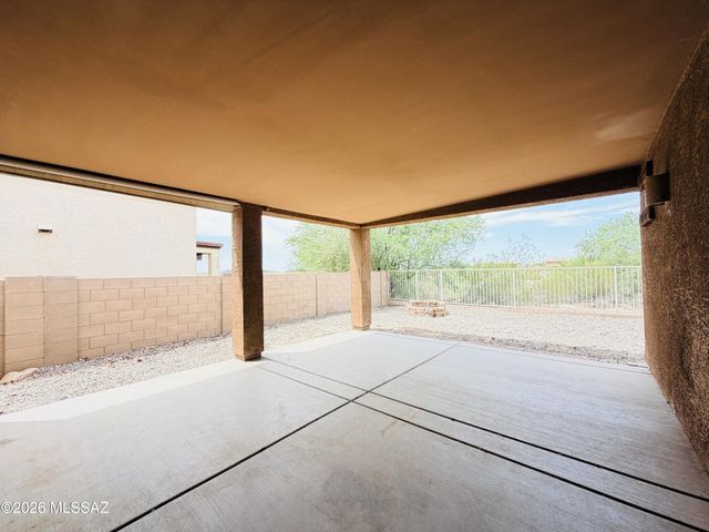 9859 N Crook Lane, Tucson, AZ 85742