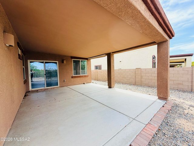 9859 N Crook Lane, Tucson, AZ 85742