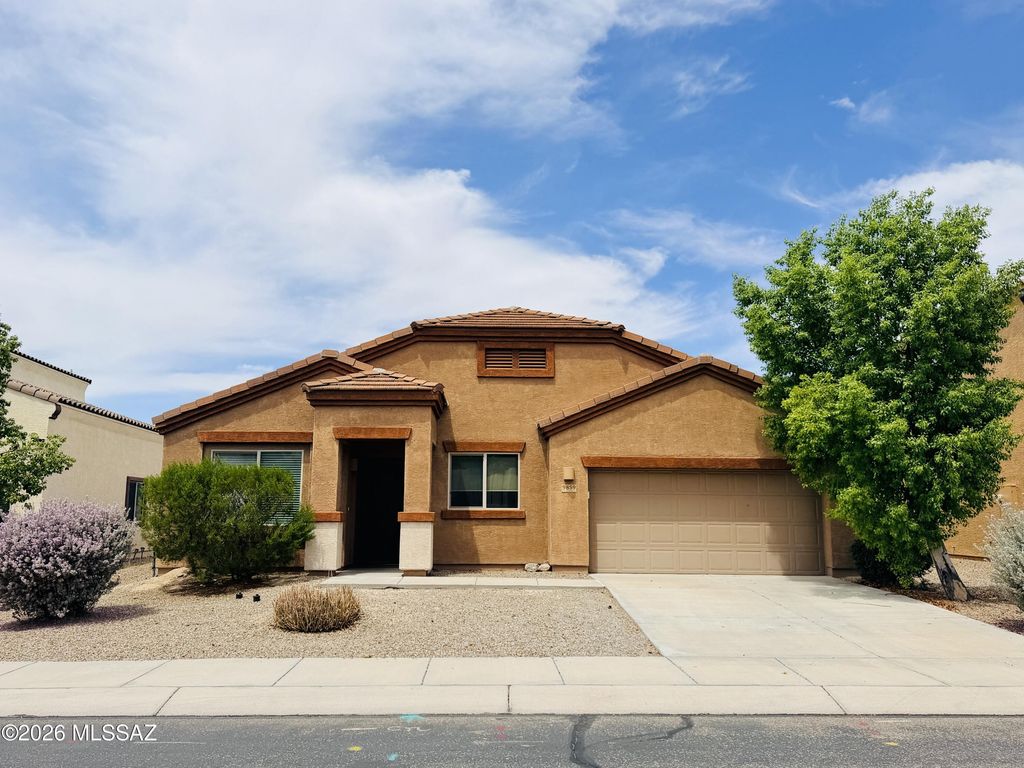9859 N Crook Lane, Tucson, AZ 85742