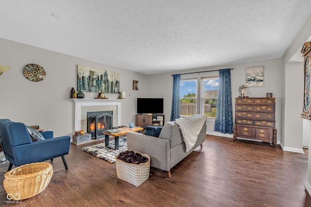2905 Shadow Lake Drive, Indianapolis, IN 46217