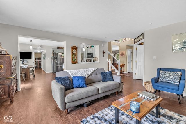 2905 Shadow Lake Drive, Indianapolis, IN 46217