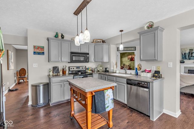 2905 Shadow Lake Drive, Indianapolis, IN 46217
