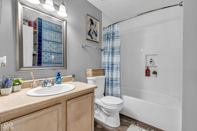 2905 Shadow Lake Drive, Indianapolis, IN 46217