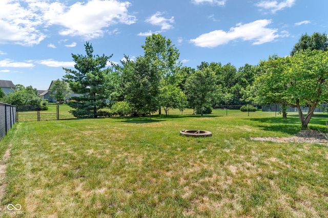 2905 Shadow Lake Drive, Indianapolis, IN 46217