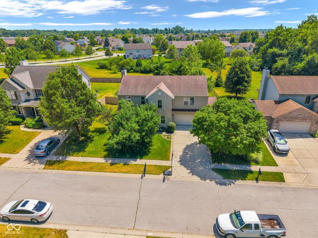 2905 Shadow Lake Drive, Indianapolis, IN 46217