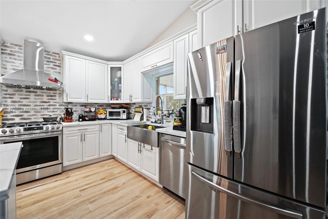 3185 NW 120th Way, Sunrise, FL 33323