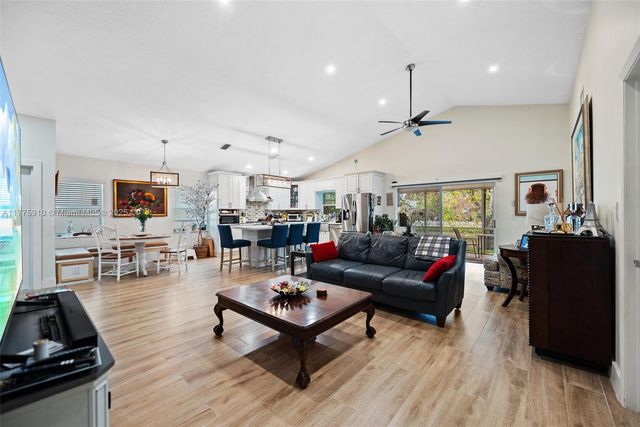 3185 NW 120th Way, Sunrise, FL 33323