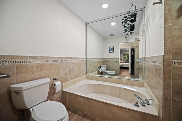 3185 NW 120th Way, Sunrise, FL 33323