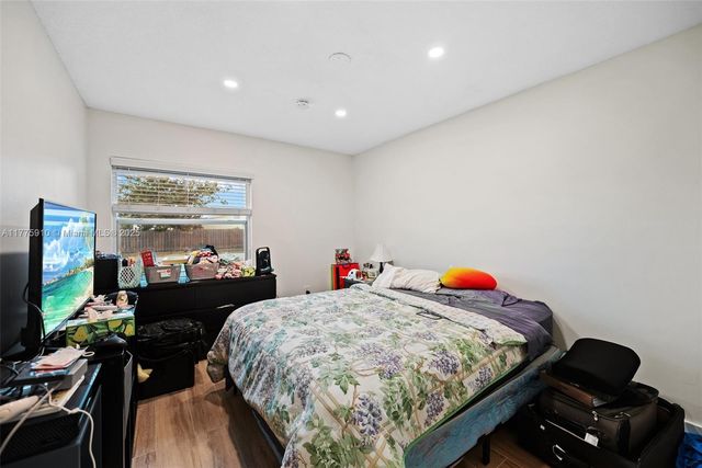 3185 NW 120th Way, Sunrise, FL 33323
