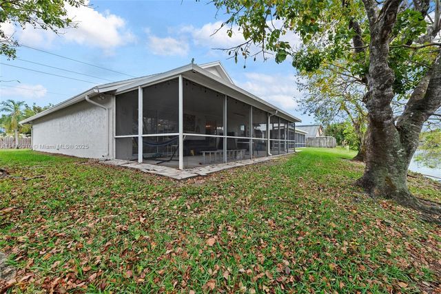 3185 NW 120th Way, Sunrise, FL 33323