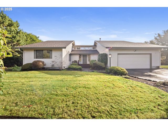 88787 BLUE HERON Rd, Gearhart, OR 97138