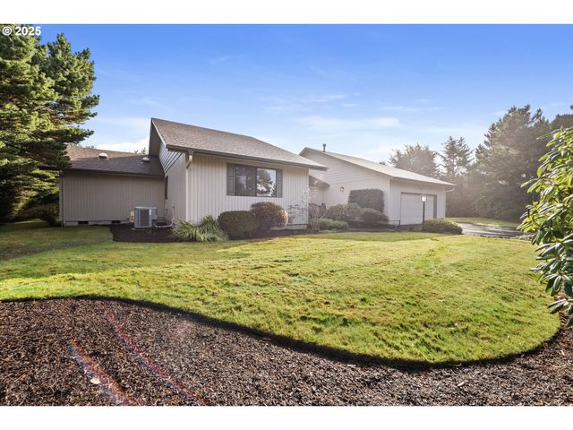 88787 BLUE HERON Rd, Gearhart, OR 97138