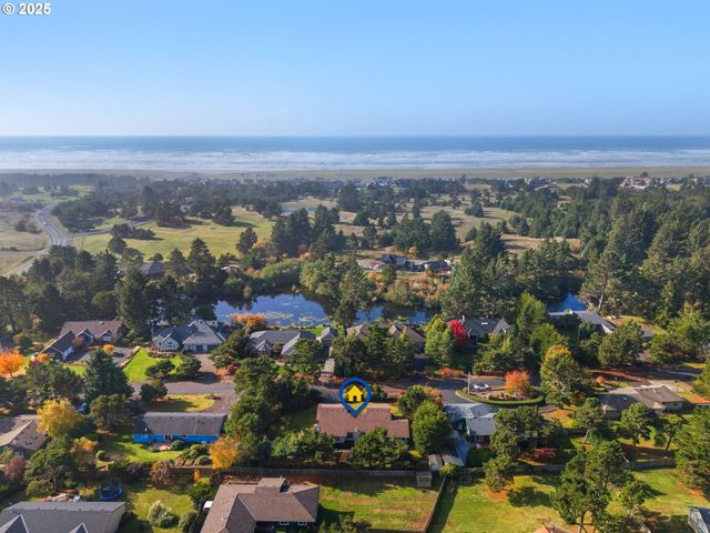 88787 BLUE HERON Rd, Gearhart, OR 97138