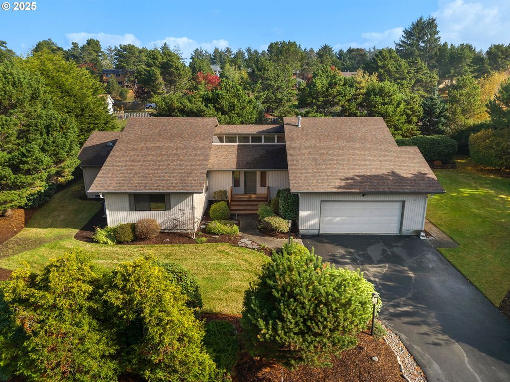 88787 BLUE HERON Rd, Gearhart, OR 97138