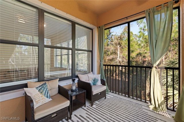 1248 Carpazi CT 704, Naples, FL 34105