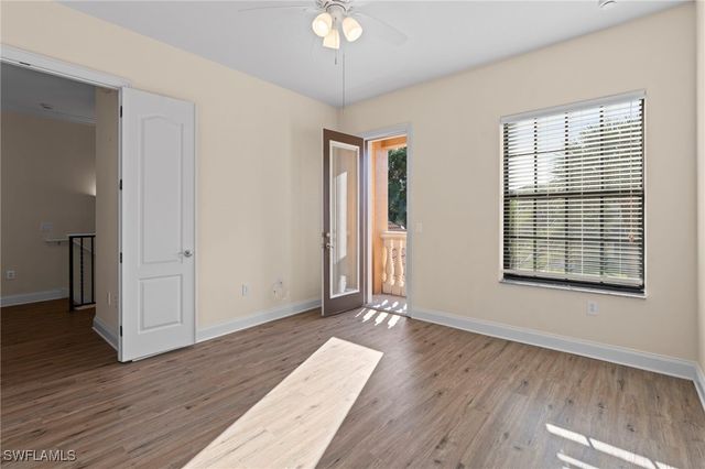 1248 Carpazi CT 704, Naples, FL 34105