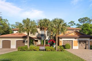 1248 Carpazi CT 704, Naples, FL 34105