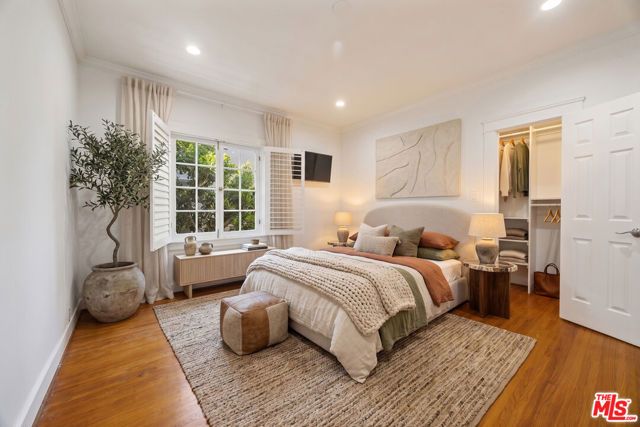 439 S Beverwil Drive, Beverly Hills, CA 90212