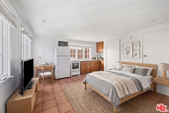 439 S Beverwil Drive, Beverly Hills, CA 90212