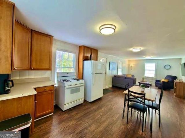 1267 Holly Street NW, Atlanta, GA 30318