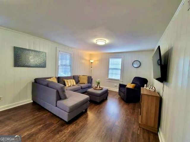 1267 Holly Street NW, Atlanta, GA 30318