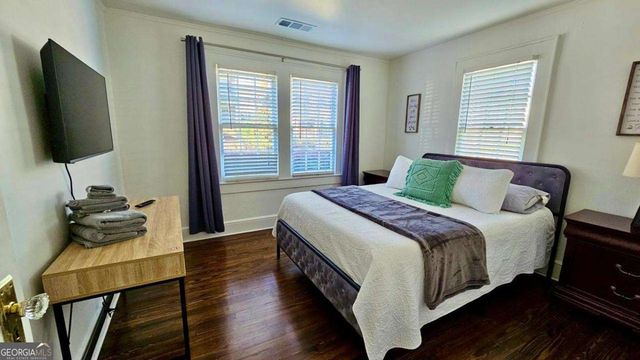 1267 Holly Street NW, Atlanta, GA 30318