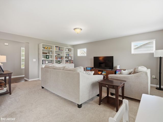 3208 Hill Hollow Lane, Howell, MI 48855