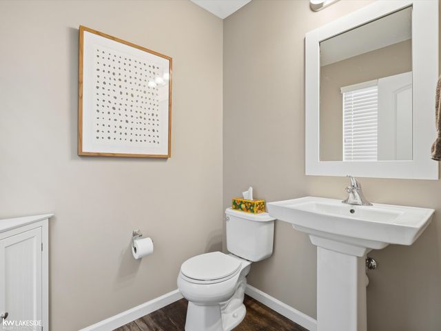 3208 Hill Hollow Lane, Howell, MI 48855