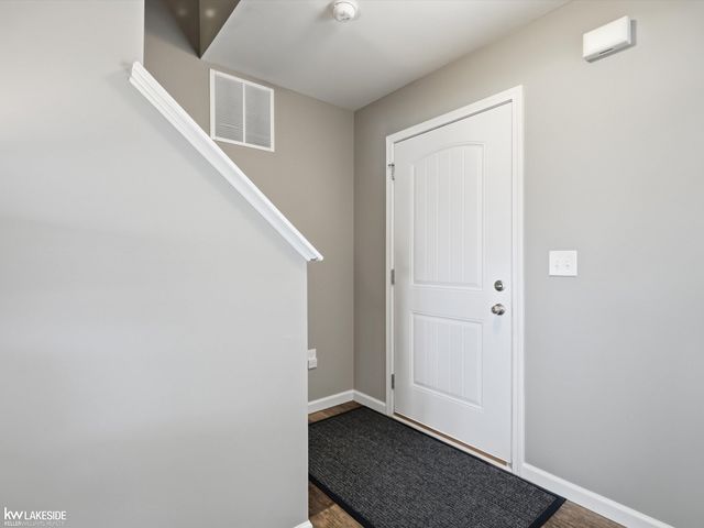 3208 Hill Hollow Lane, Howell, MI 48855