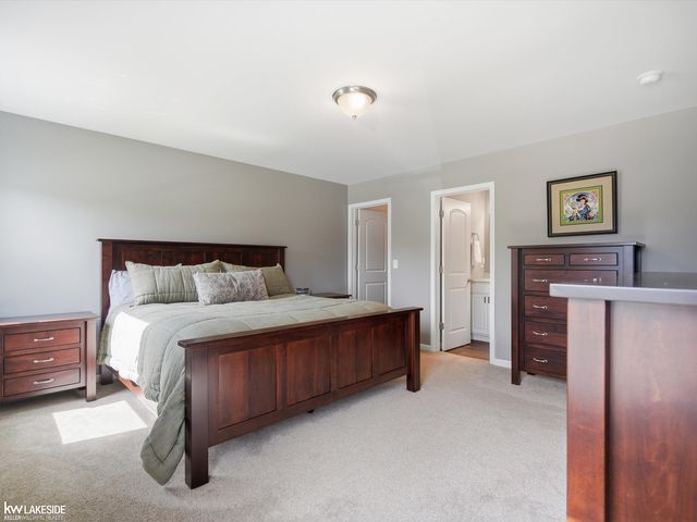 3208 Hill Hollow Lane, Howell, MI 48855
