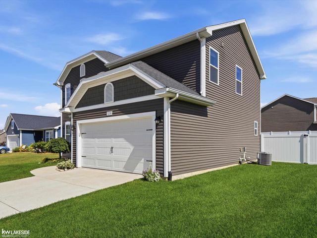 3208 Hill Hollow Lane, Howell, MI 48855