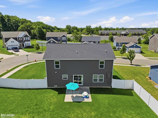 3208 Hill Hollow Lane, Howell, MI 48855