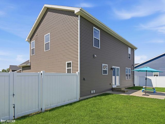 3208 Hill Hollow Lane, Howell, MI 48855