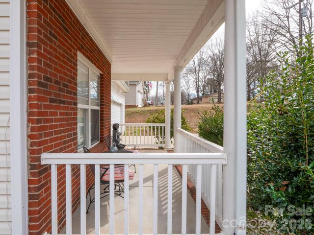 5912 Almond Road, Charlotte, NC 28227