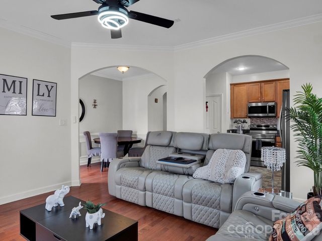 5912 Almond Road, Charlotte, NC 28227