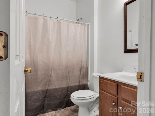 5912 Almond Road, Charlotte, NC 28227